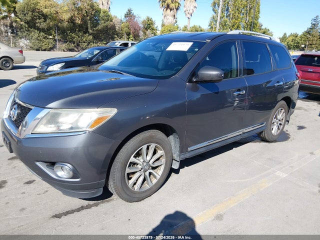5N1AR2MN4EC635753 Nissan Pathfinder Sl