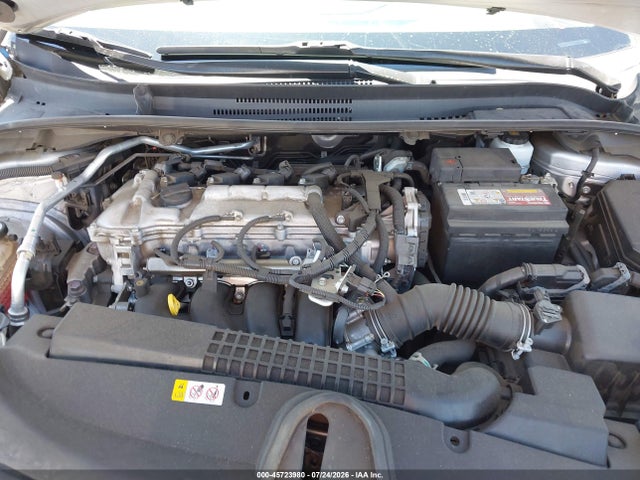 5YFEPMAE4NP319501 Toyota COROLLA LE