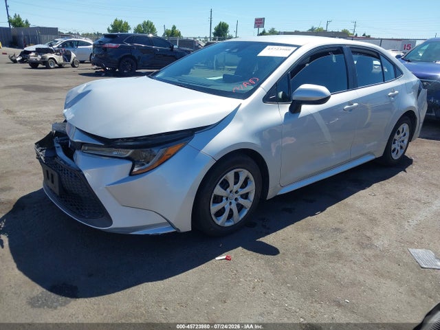 5YFEPMAE4NP319501 Toyota COROLLA LE