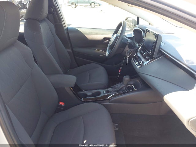5YFEPMAE4NP319501 Toyota COROLLA LE