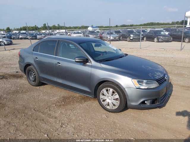 Продажа на аукционе авто 2013 Volkswagen Jetta 2.5l Se, vin: 3VWDP7AJ9DM426718, номер лота: 45723988