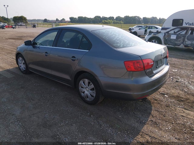 Продаж на аукціоні авто 2013 Volkswagen Jetta 2.5l Se, vin: 3VWDP7AJ9DM426718, номер лоту: 45723988
