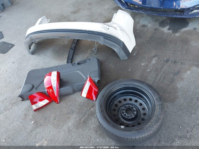1FADP5BU4FL115692 Ford C-max Hybrid Sel