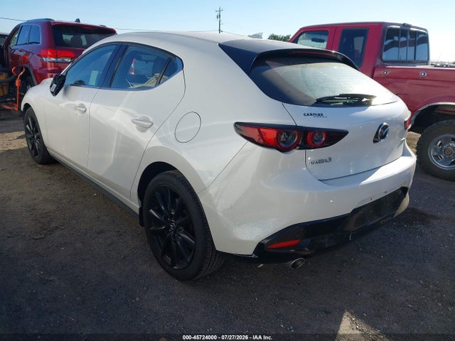 Mazda Mazda3 Premium Package 2020 JM1BPANM2L1162586 Image 3