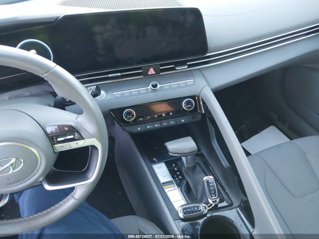Hyundai ELANTRA SEL 2023 5NPLS4AG2PH096074 Image 11