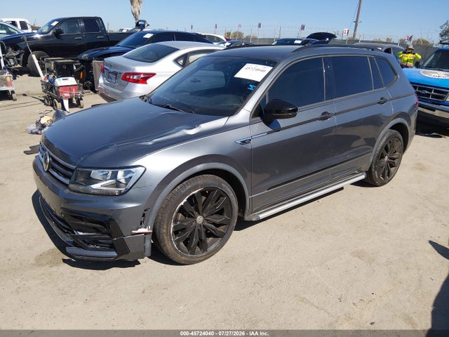 3VV3B7AX3LM147539 Volkswagen Tiguan 2.0t Se/2.0t Se R-line Black/2.0t Sel