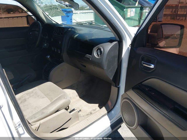 45724051 :رقم المزاد ، 1C4NJRBB6DD245423 vin ، 2013 Jeep Patriot Sport مزاد بيع