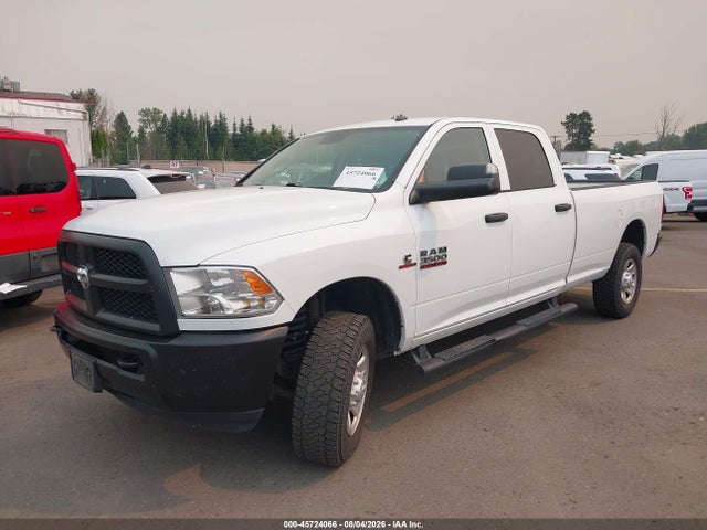 3C63R3GL6JG304846 RAM 3500 Tradesman 4x4 8&#039; Box