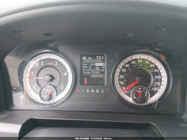3C63R3GL6JG304846 RAM 3500 Tradesman 4x4 8&#039; Box