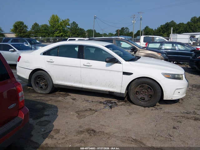 Ford Police Interceptor 2015 1FAHP2L88FG122770 Image 13