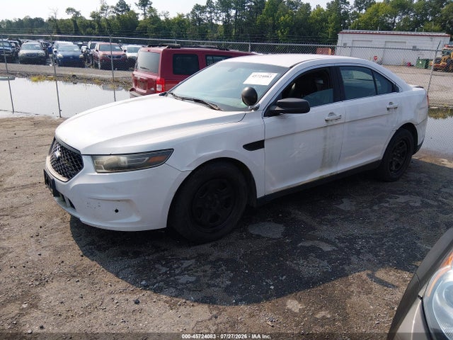 Ford Police Interceptor 2015 1FAHP2L88FG122770 Image 2