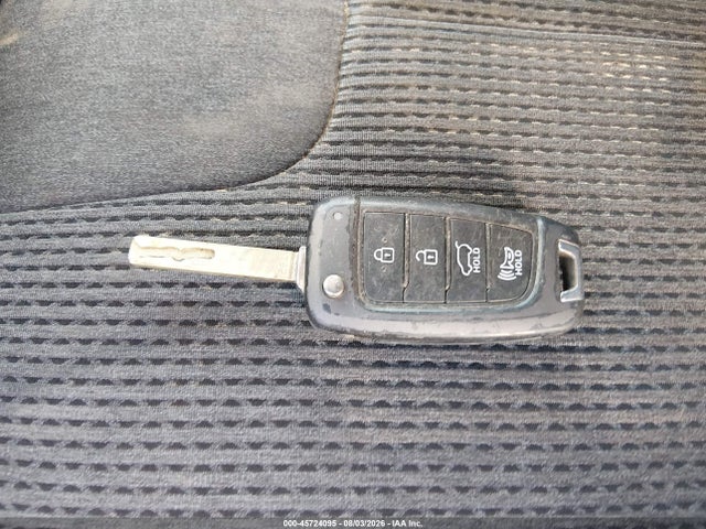 45724095 :رقم المزاد ، 5NMS2CADXKH003206 vin ، 2019 Hyundai Santa Fe Se مزاد بيع