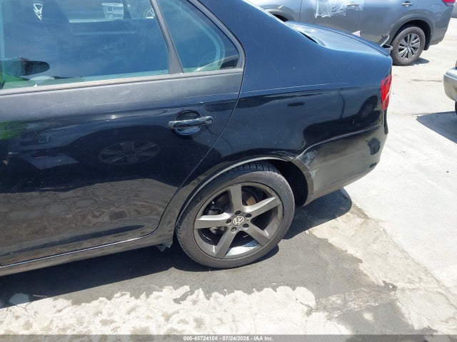 45724108 :رقم المزاد ، 3VWJZ71K89M123474 vin ، 2009 Volkswagen Jetta S مزاد بيع