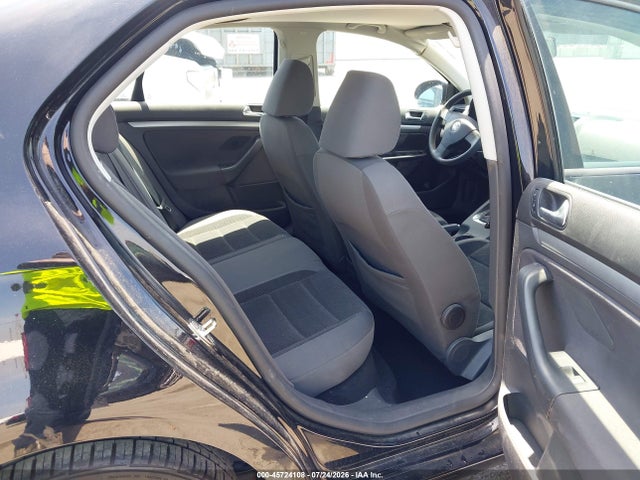45724108 :رقم المزاد ، 3VWJZ71K89M123474 vin ، 2009 Volkswagen Jetta S مزاد بيع