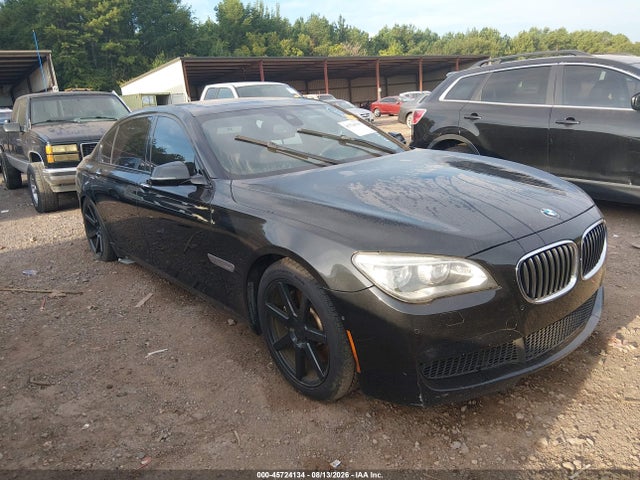 2014 Bmw 750 I მანქანა იყიდება აუქციონზე, vin: WBAYE8C53ED135982, აუქციონის ნომერი: 45724134