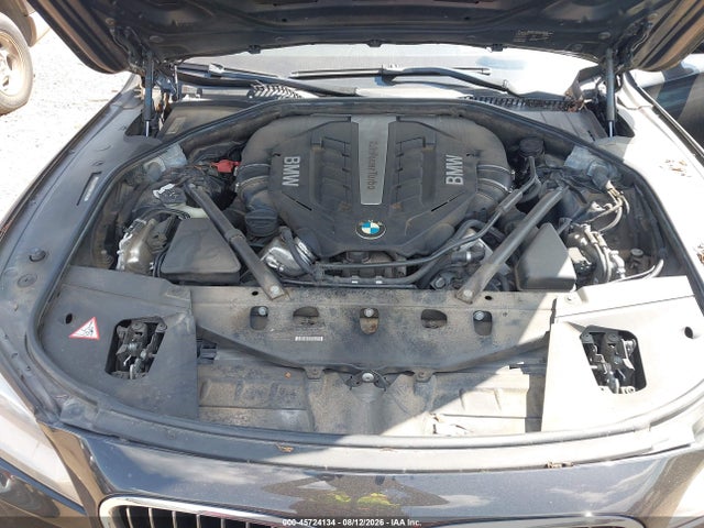 2014 Bmw 750 I მანქანა იყიდება აუქციონზე, vin: WBAYE8C53ED135982, აუქციონის ნომერი: 45724134