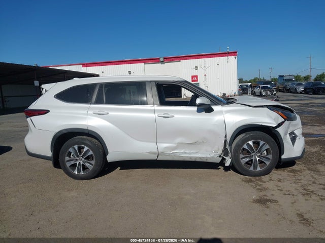 5TDKBRCH3PS598214 Toyota Highlander Hybrid Xle
