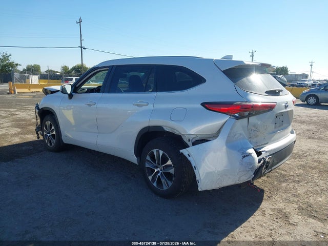 5TDKBRCH3PS598214 Toyota Highlander Hybrid Xle