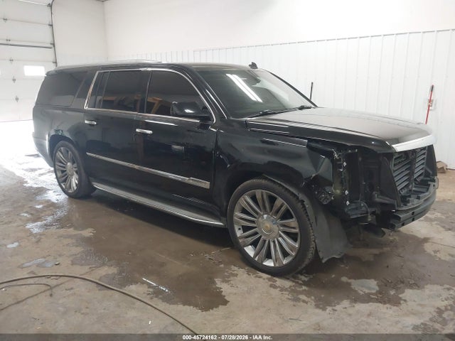 45724162 :رقم المزاد ، 1GYS3GKJ3FR183309 vin ، 2015 Cadillac Escalade Esv Standard مزاد بيع
