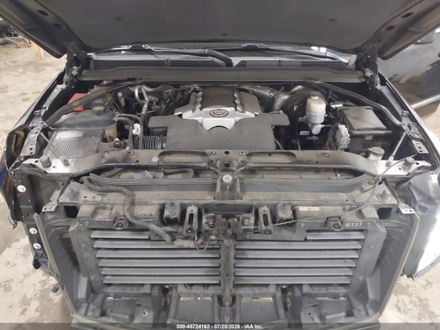 45724162 :رقم المزاد ، 1GYS3GKJ3FR183309 vin ، 2015 Cadillac Escalade Esv Standard مزاد بيع