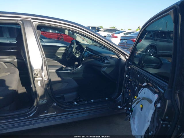 Toyota CAMRY LE 2019 4T1B11HK9KU785434 Image 5