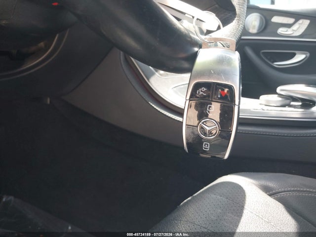 45724189 :رقم المزاد ، WDDZF4JB4JA313180 vin ، 2018 Mercedes-benz E 300 مزاد بيع