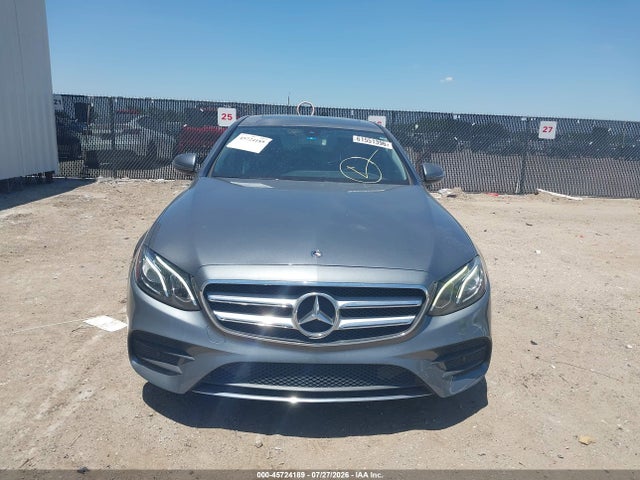 45724189 :رقم المزاد ، WDDZF4JB4JA313180 vin ، 2018 Mercedes-benz E 300 مزاد بيع