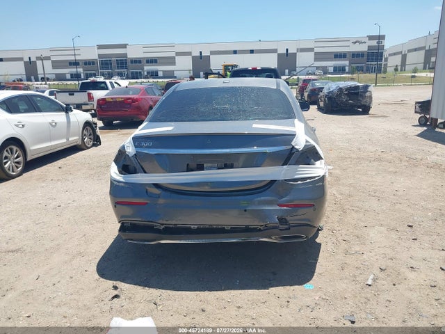 45724189 :رقم المزاد ، WDDZF4JB4JA313180 vin ، 2018 Mercedes-benz E 300 مزاد بيع