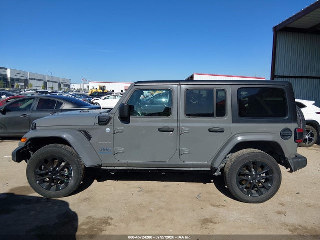 Продажа на аукционе авто 2023 Jeep Wrangler 4xe Sahara 4x4, vin: 1C4JJXP65PW703072, номер лота: 45724200