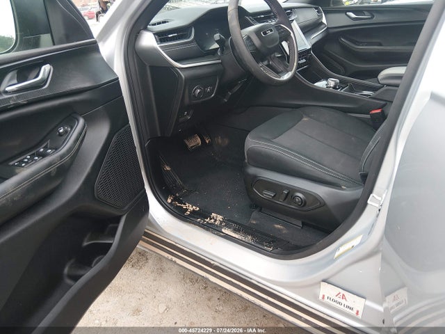 2025 Jeep Grand Cherokee L Laredo X 4x4 მანქანა იყიდება აუქციონზე, vin: 1C4RJKAG6S8762958, აუქციონის ნომერი: 45724229
