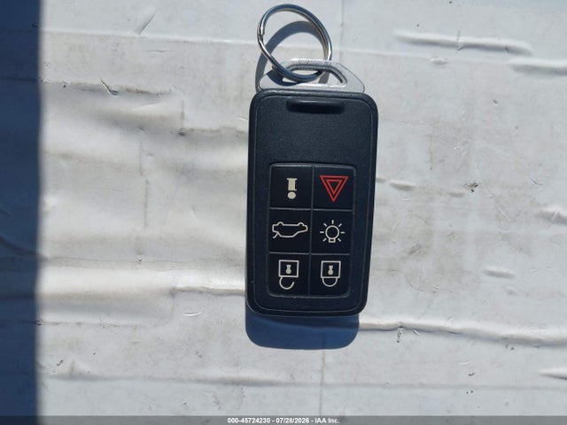 45724230 :رقم المزاد ، YV4902DZ8D2456590 vin ، 2013 Volvo Xc60 T6 مزاد بيع