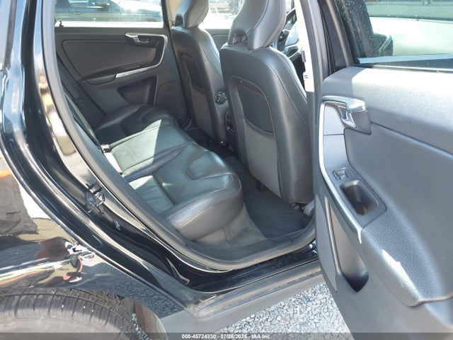 45724230 :رقم المزاد ، YV4902DZ8D2456590 vin ، 2013 Volvo Xc60 T6 مزاد بيع