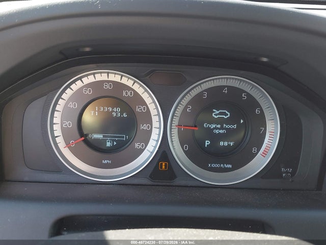 45724230 :رقم المزاد ، YV4902DZ8D2456590 vin ، 2013 Volvo Xc60 T6 مزاد بيع