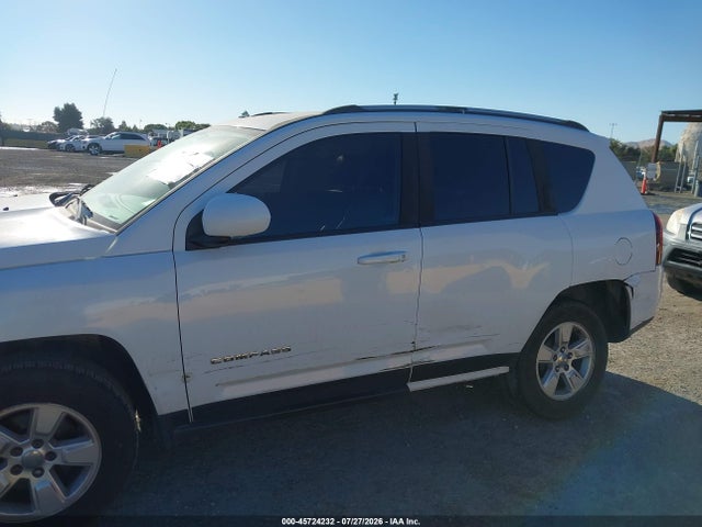 Jeep Compass Latitude 2016 1C4NJCEA2GD737984 Image 14