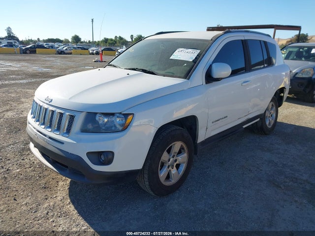 Jeep Compass Latitude 2016 1C4NJCEA2GD737984 Image 2