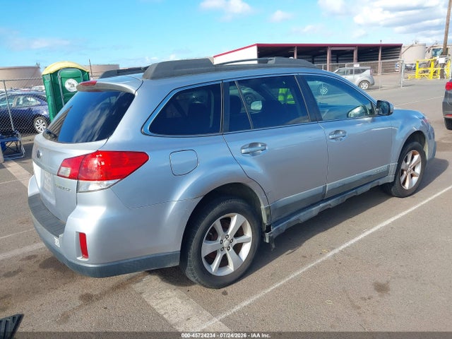 2013 Subaru Outback 2.5i Premium მანქანა იყიდება აუქციონზე, vin: 4S4BRCCC5D3201253, აუქციონის ნომერი: 45724234