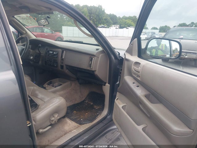 2003 Dodge Durango Slt მანქანა იყიდება აუქციონზე, vin: 1D4HR48N63F604687, აუქციონის ნომერი: 45724241