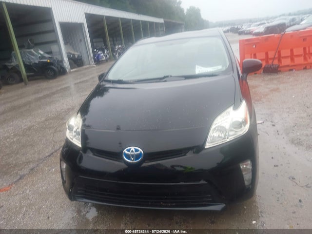 45724244 :رقم المزاد ، JTDKN3DU7F0396185 vin ، 2015 Toyota Prius Two مزاد بيع