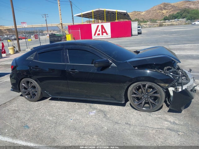 SHHFK7H45JU411755 Honda Civic Sport