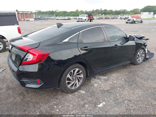 Продаж на аукціоні авто 2018 Honda Civic Ex, vin: 19XFC2F71JE031221, номер лоту: 45724264
