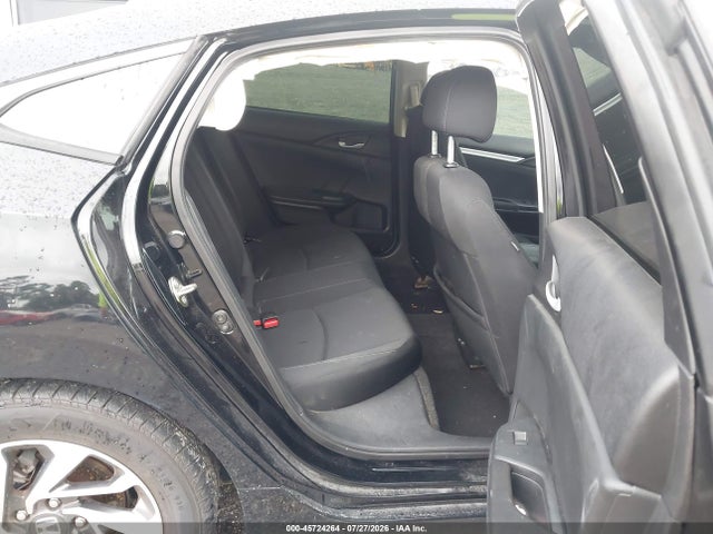 Продаж на аукціоні авто 2018 Honda Civic Ex, vin: 19XFC2F71JE031221, номер лоту: 45724264