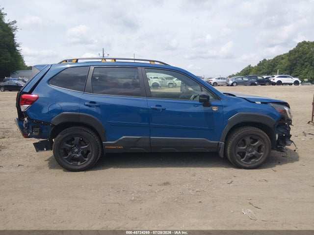 45724269 :رقم المزاد ، JF2SKAMC7NH517187 vin ، 2022 Subaru Forester Wilderness مزاد بيع