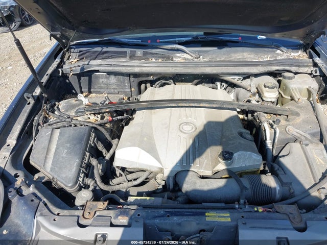 2004 Cadillac Srx V8 მანქანა იყიდება აუქციონზე, vin: 1GYDE63AX40156525, აუქციონის ნომერი: 45724289