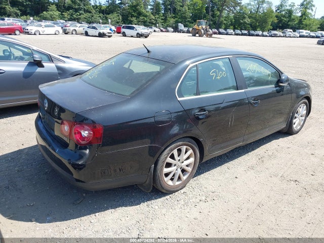 2010 Volkswagen Jetta Limited Edition მანქანა იყიდება აუქციონზე, vin: 3VWRZ7AJ5AM156804, აუქციონის ნომერი: 45724292