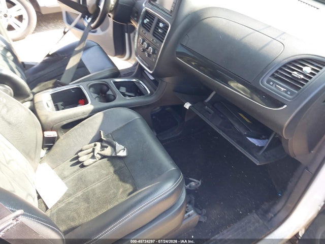 Продажа на аукционе авто 2016 Dodge Grand Caravan Sxt, vin: 2C4RDGCG7GR383612, номер лота: 45724297