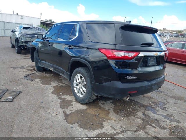 Chevrolet Traverse Ls 2019 1GNERFKW3KJ262616 Image 3