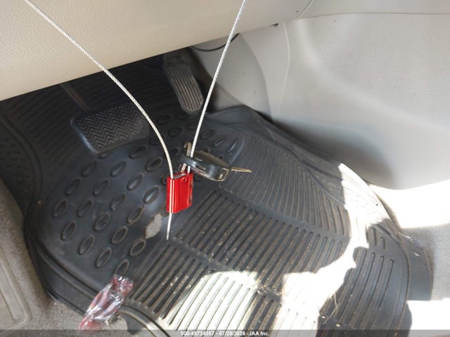 45724357 :رقم المزاد ، 2T1BU4EE6BC551499 vin ، 2011 Toyota Corolla Le مزاد بيع