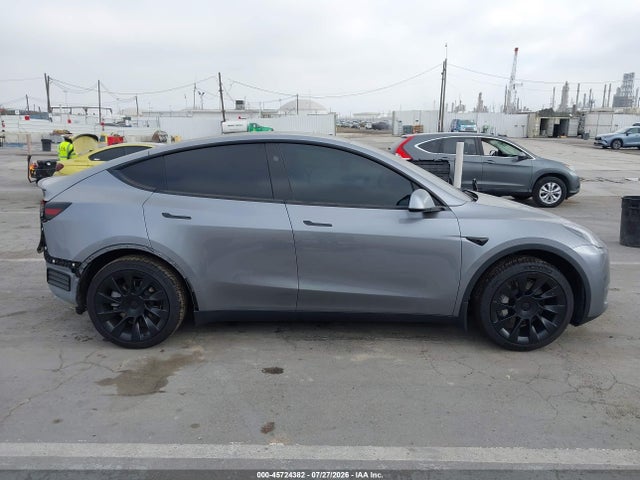 Продаж на аукціоні авто 2025 Tesla Model Y Long Range Dual Motor All-wheel Drive, vin: 7SAYGDEE7SF283627, номер лоту: 45724382