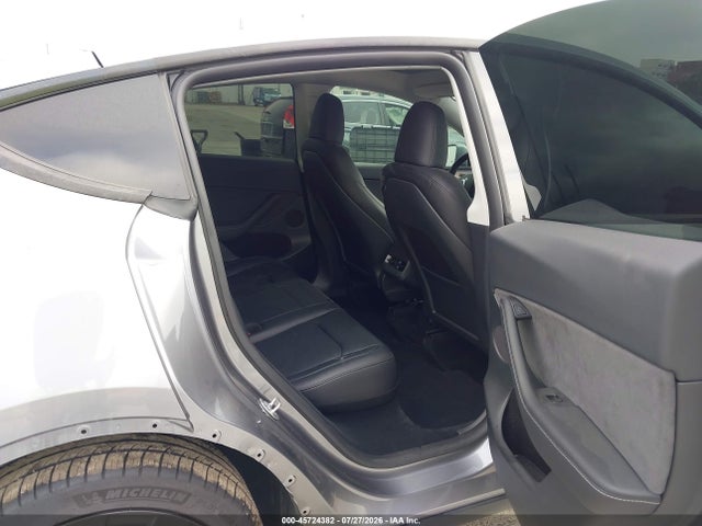 Продаж на аукціоні авто 2025 Tesla Model Y Long Range Dual Motor All-wheel Drive, vin: 7SAYGDEE7SF283627, номер лоту: 45724382