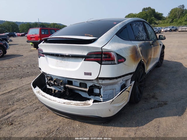 Продаж на аукціоні авто 2024 Tesla Model X Plaid Tri Motor All-wheel Drive, vin: 7SAXCBE69RF448592, номер лоту: 45724432